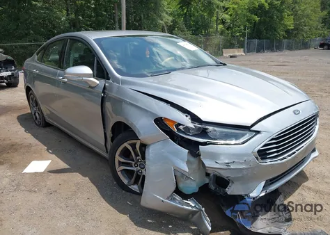 2020 Ford Fusion Sel z USA, uszkodzony, nr VIN 3FA6P0CD5LR193325